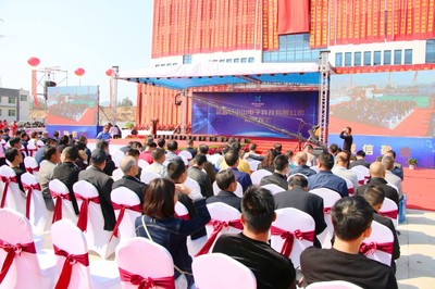 情懷鑄就實(shí)業(yè)夢(mèng)，初心照亮家鄉(xiāng)路